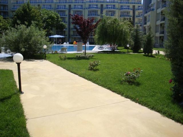 Oazis Cozy Beach Apartment Ravda Exteriér fotografie